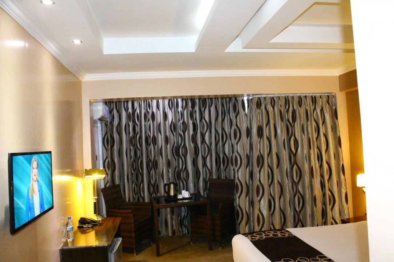 Airport Landing Hotel Nairobi Exterior photo