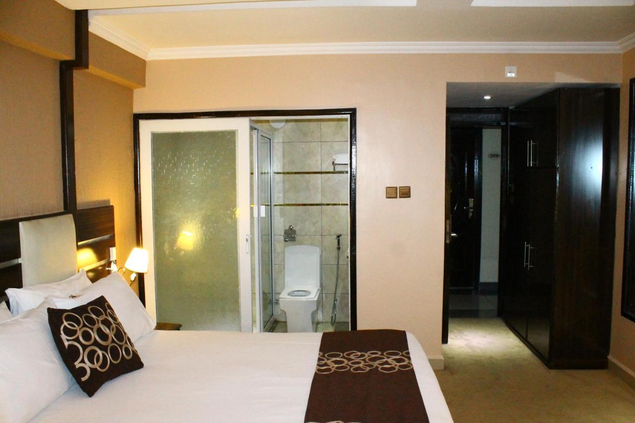 Airport Landing Hotel Nairobi Exterior photo