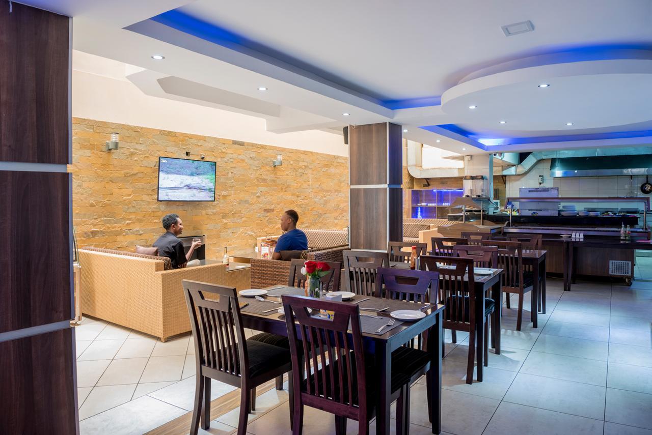 Airport Landing Hotel Nairobi Exterior photo